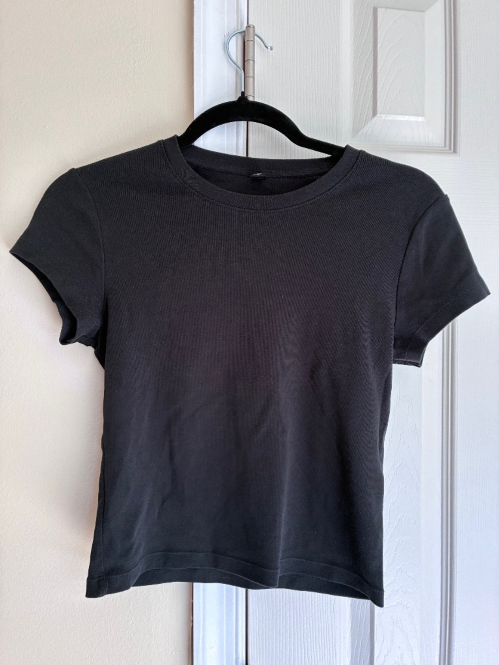Uniqlo Black Mini Crewneck T-Shirt